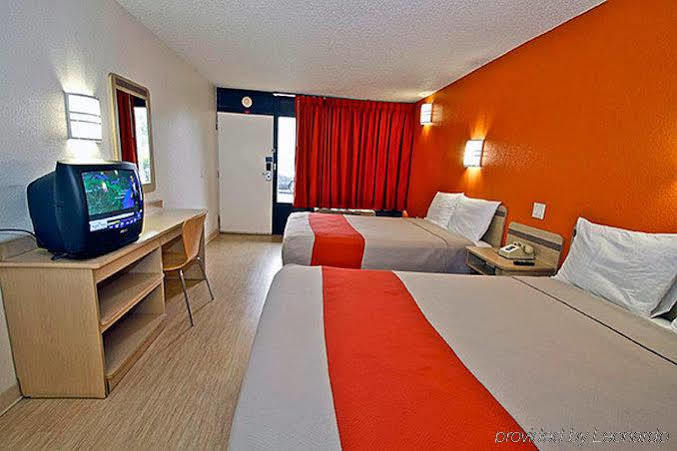 Motel 6-Little Rock, Ar - West Eksteriør bilde