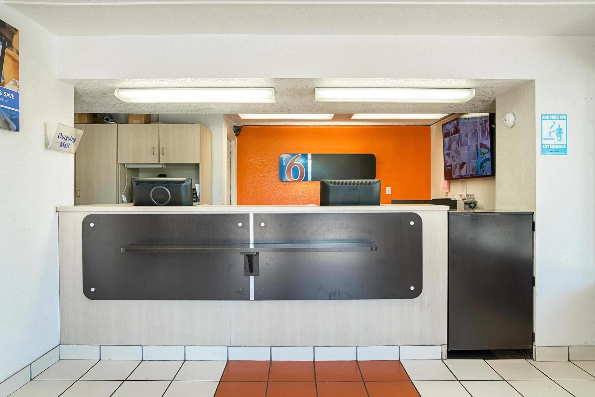Motel 6-Little Rock, Ar - West Eksteriør bilde