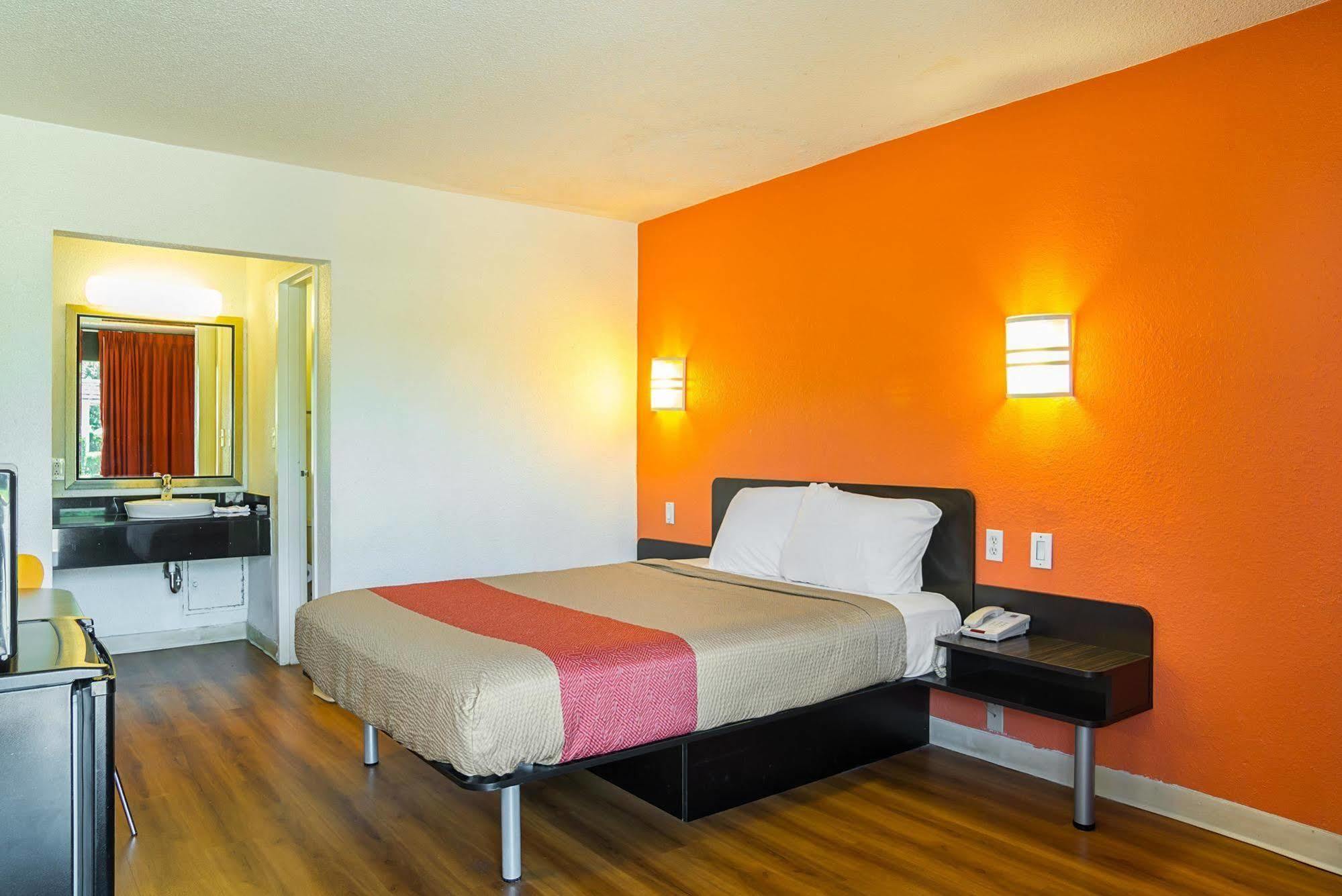 Motel 6-Little Rock, Ar - West Eksteriør bilde