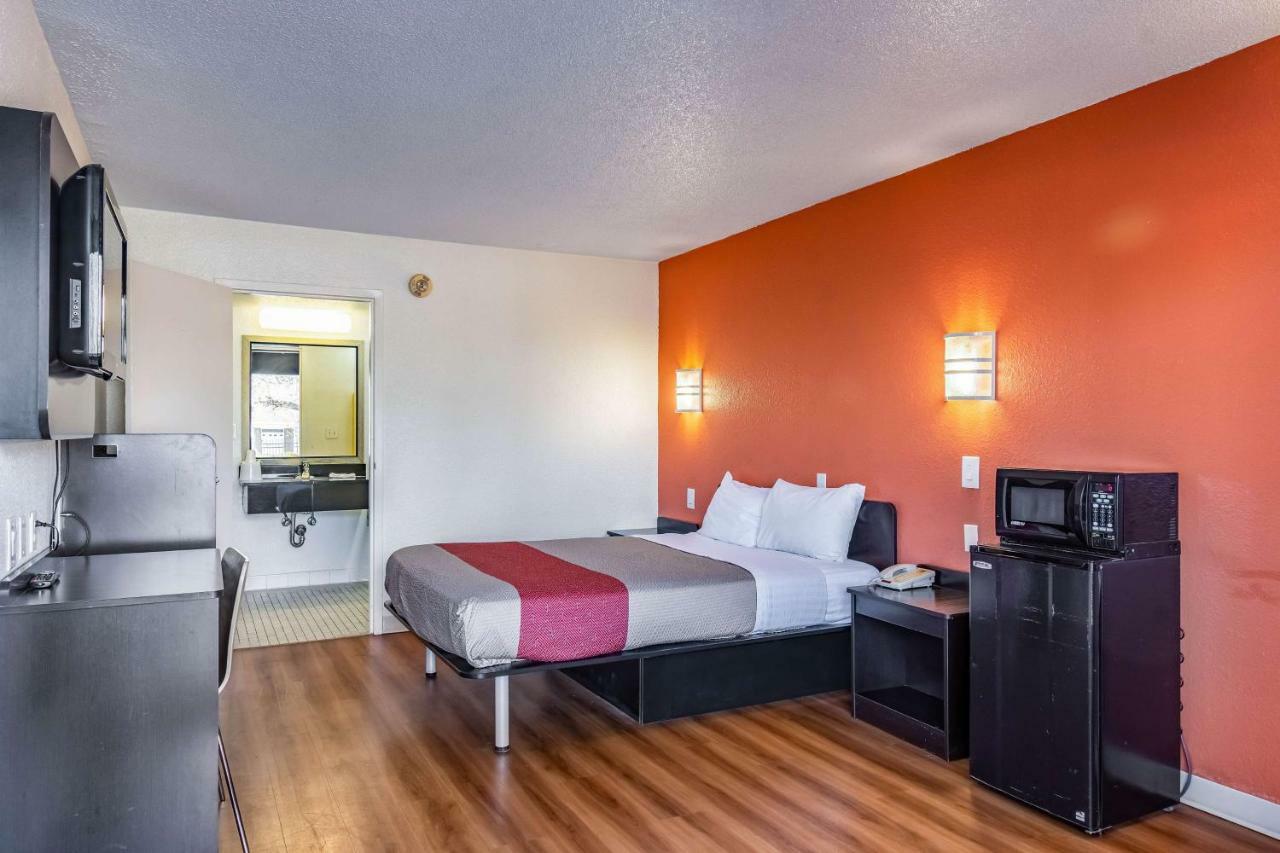 Motel 6-Little Rock, Ar - West Eksteriør bilde