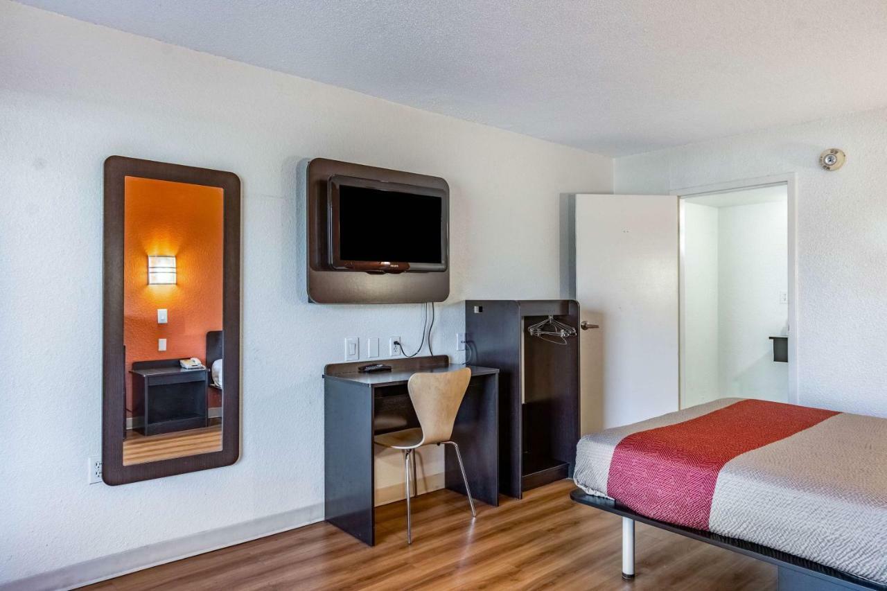 Motel 6-Little Rock, Ar - West Eksteriør bilde